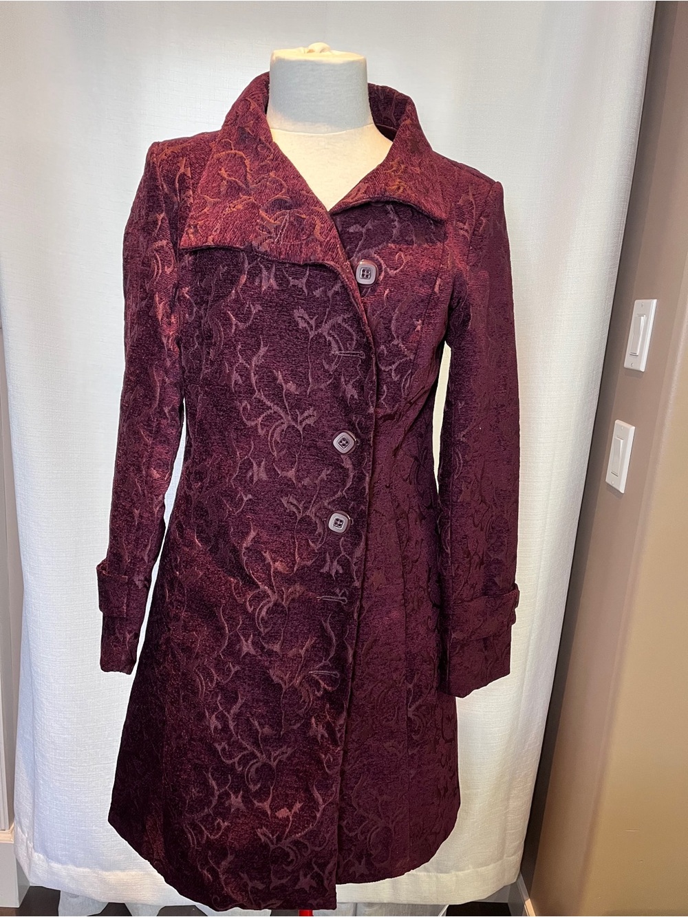 Women's Textured Burgundy Floral Coat Dress NWOT